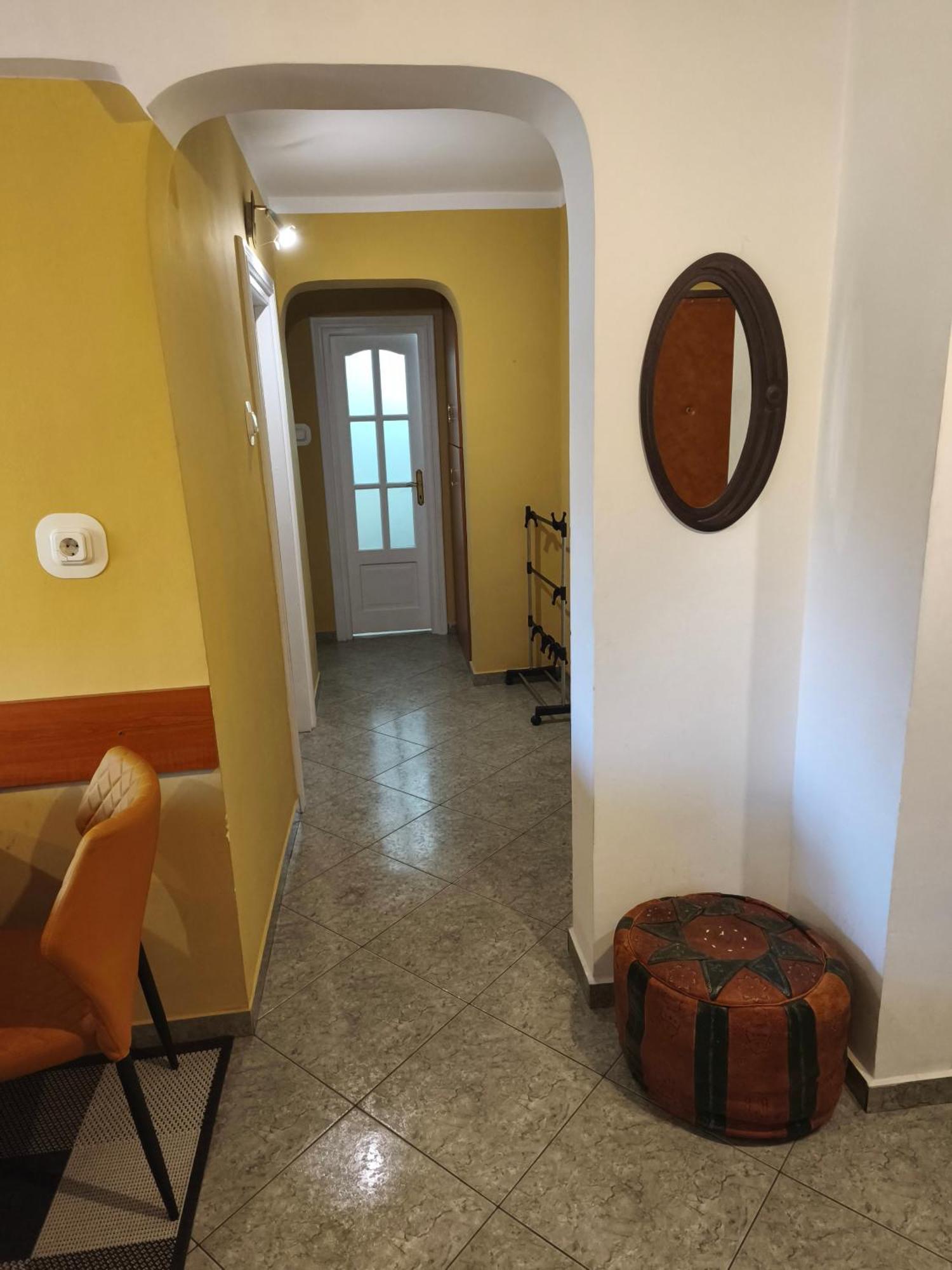 Ta'Arof Apartment Oradea Exterior foto